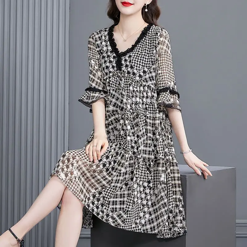 Oblečený ženy 2023 bežné polovičný rukáv šaty nové letné v krku kórejská verzia voľné široký lady šifón tlačené šaty žena topy . ' - ' . 0