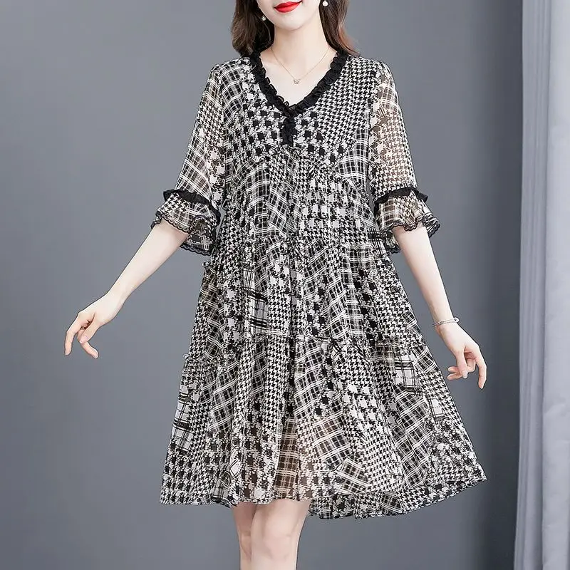 Oblečený ženy 2023 bežné polovičný rukáv šaty nové letné v krku kórejská verzia voľné široký lady šifón tlačené šaty žena topy . ' - ' . 4