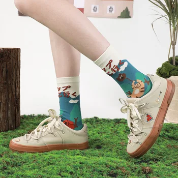 Pôvodné camping enterprise horský systém ilustrácia karikatúra roztomilý dievča trendy ponožky ženskej polovici teľa ponožky pár