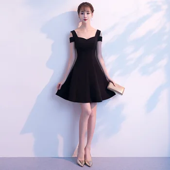 Čierne večerné šaty 2020 nové hostiny, párty ušľachtilý a elegantný narodeninovej party krátke sexy štíhla šaty